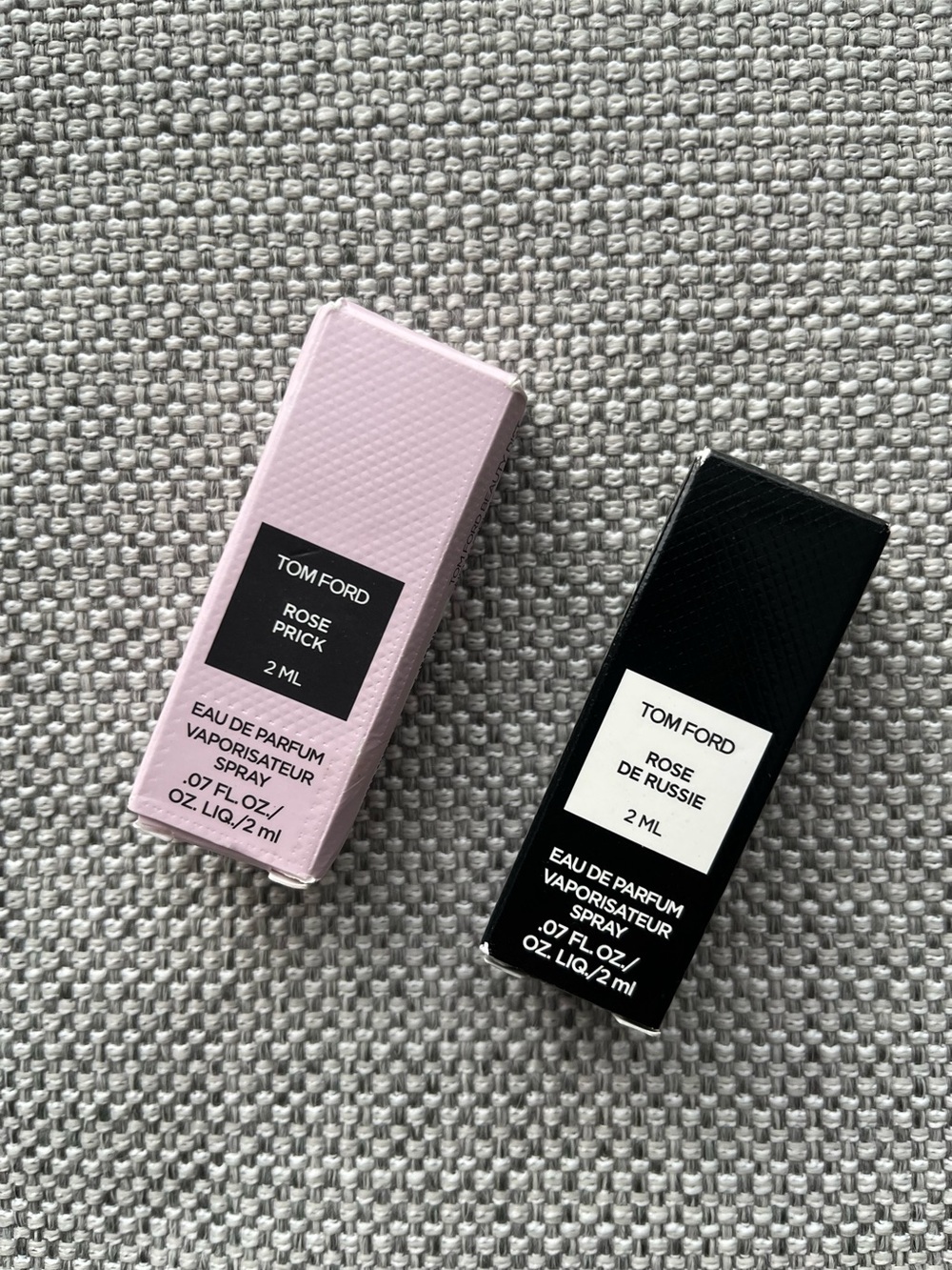 Tom Ford Rose Prick (pink) & Rose de Russie (black) Mini Set